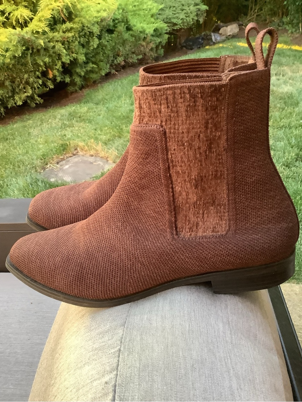 Women's Brown Knit Chukka Boots